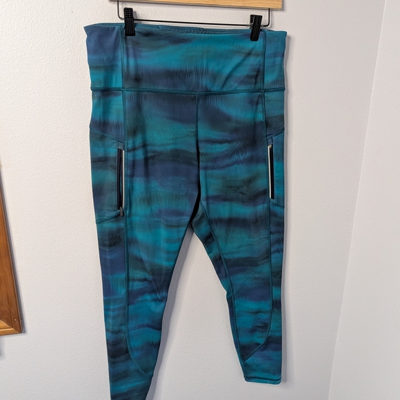 Athleta Pants - Athleta Rainier Printed Tight Leggings 1X‎ | Blue Green Pattern | Warm High Rise